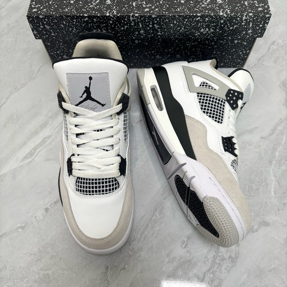 Brand New Retro 4 Military Black -Men’s Sneakers Trainers-White/Light Grey/Black - Picture 4 of 6